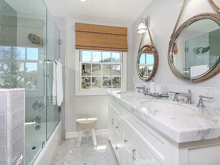 554 Hazel Dr — Photo 13