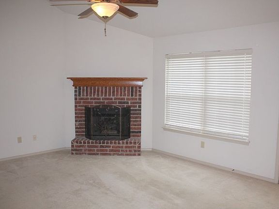 Living Area w/ Gas Fireplace.