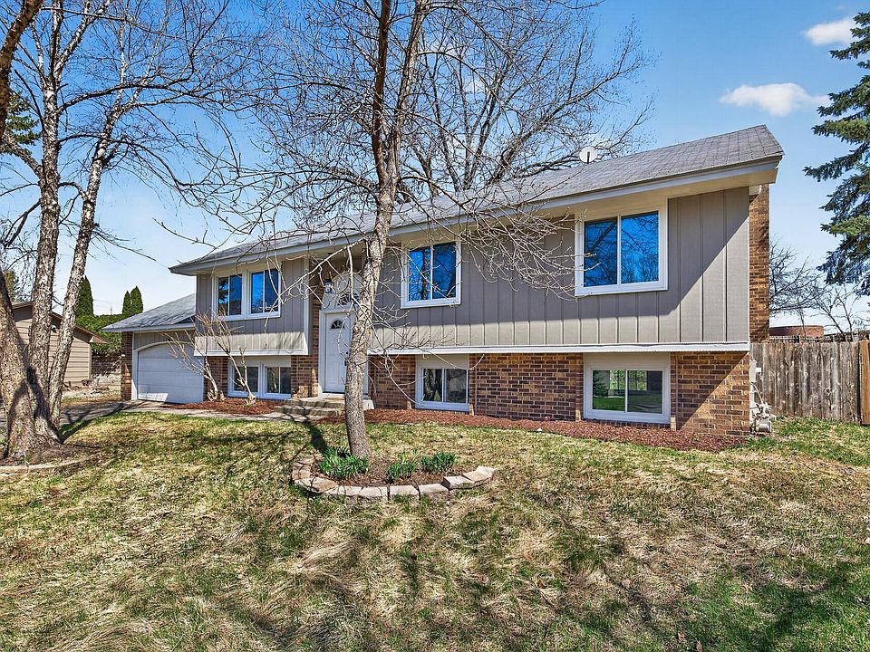 1st image of 116 Knoll Cir E