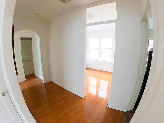 5th image of 6302 N Talman Ave APT 2