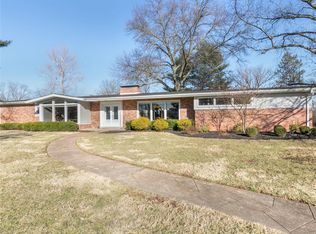 6 W Ladue Estates Dr, Saint Louis, MO 63141