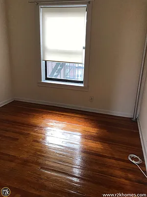 Rented by Realty 2000 Corp | media 17