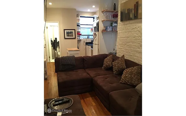 Rented by Douglas Elliman | media 42