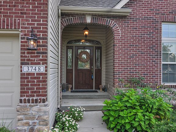 3rd image of 3748 Dartmouth Pl