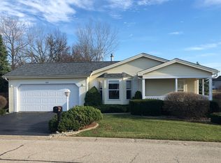 1816 Paddock Ct, Grayslake, IL 60030