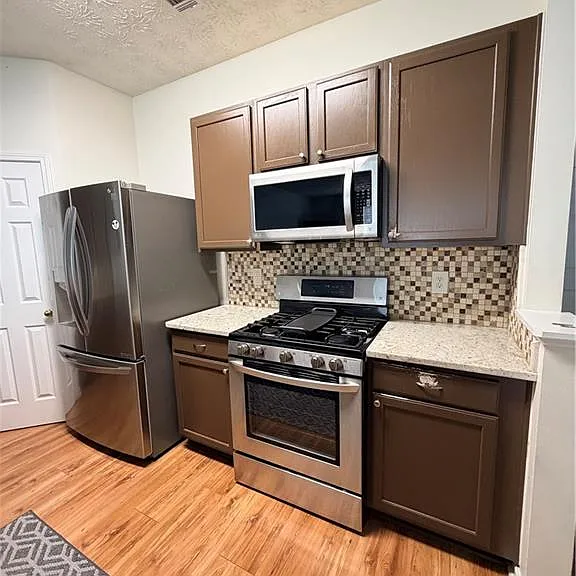 1525 Paramount View Trce — Photo 9