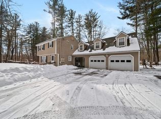 205 Mammoth Rd, Londonderry, NH 03053