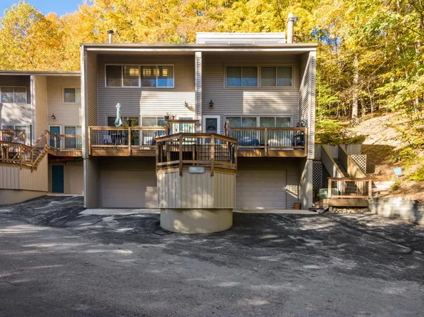 11206 S Cottonwood Dr #2, Traverse City, MI 49684