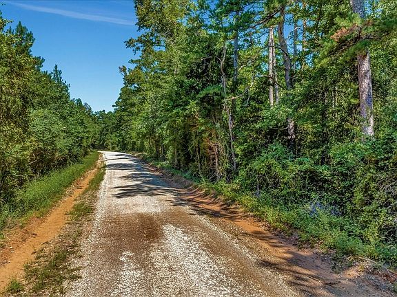 3rd image of 4100 County Road 915