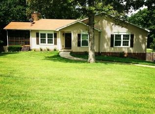 220 Old Columbia Rd, Dickson, TN 37055