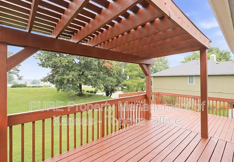 3611 SW Red Hawk Ct — Photo 4