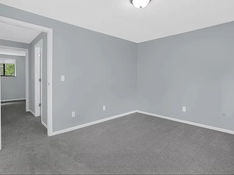 103 Lancelot Ln — Photo 14