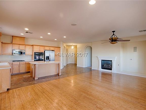 5th image of 936 San Carlos Creek Ln