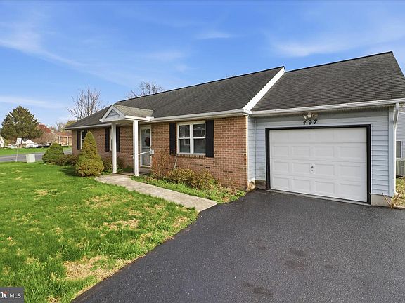 3rd image of 497 Crosswinds Dr
