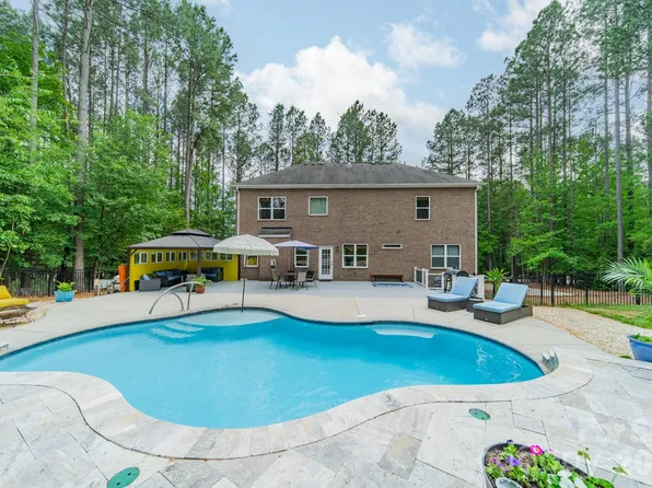 512 Stillwater Rd, Troutman, NC 28166