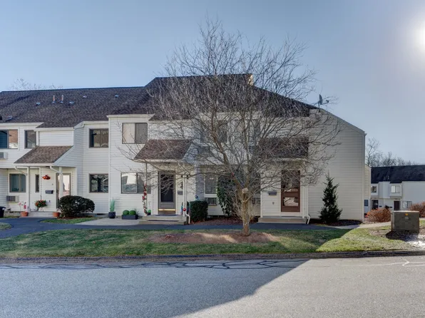 85 North Main Street #93, East Hampton, CT 06424