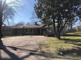 223 Magnolia St, Adamsville, TN 38310