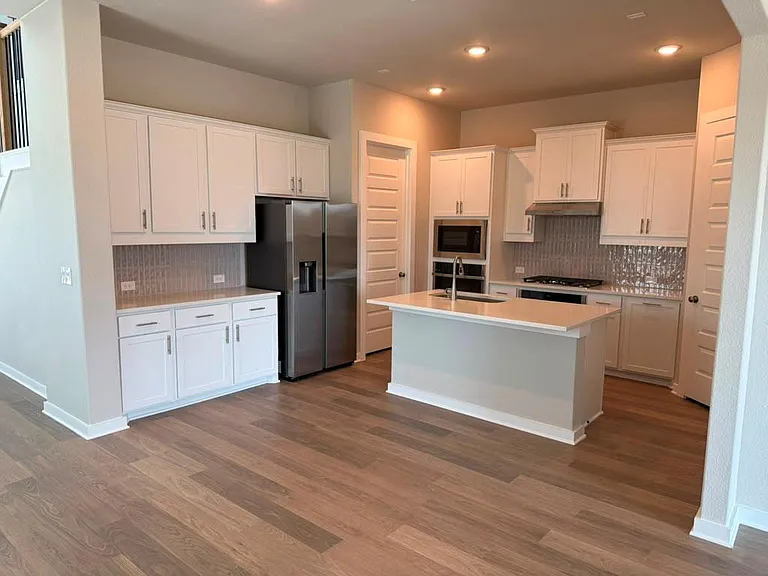 745 Beaverton Dr — Photo 8