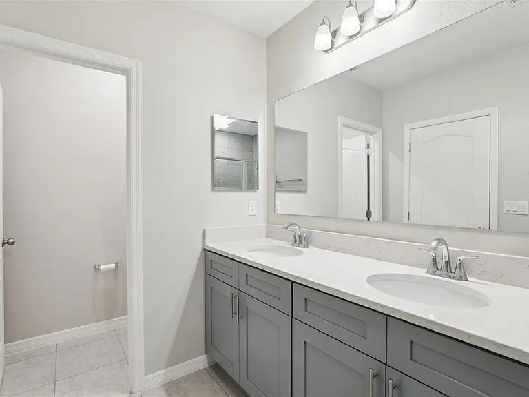 2410 Park Ave — Photo 23