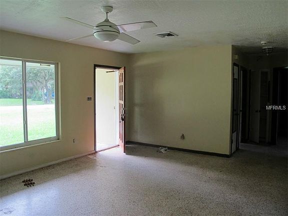 5th image of 3543 Plantation Dr