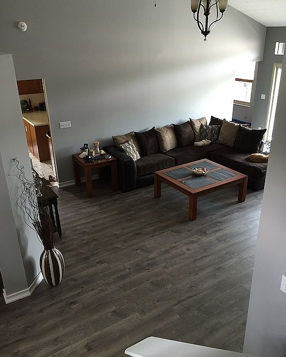 1st image of 207 Clearwater Ct