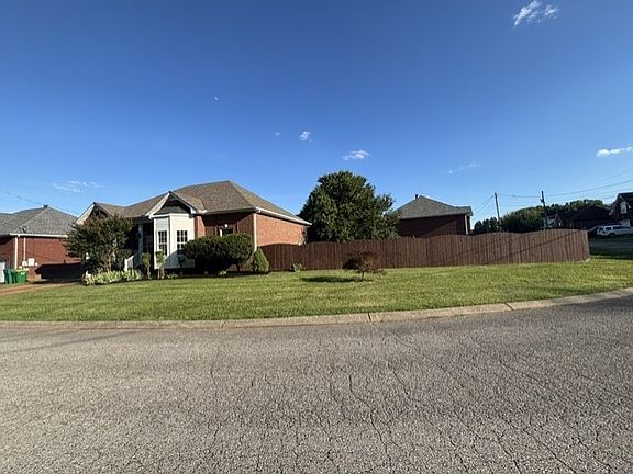 2nd image of 127 Iroquois Dr