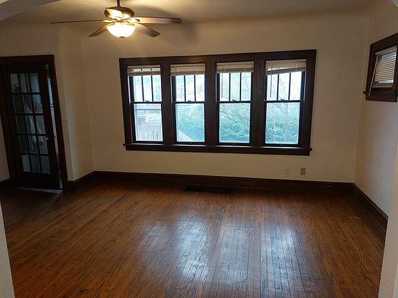 3rd image of 2441 N Weil St