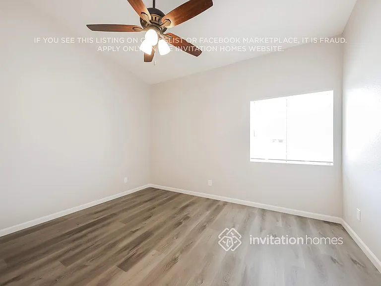 10212 N 88th Dr — Photo 8