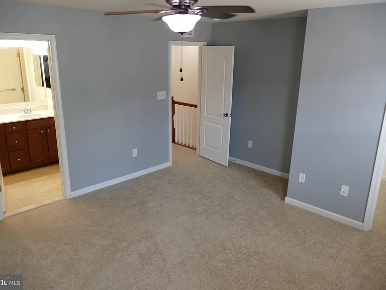 7706 Gaston Pl — Photo 11