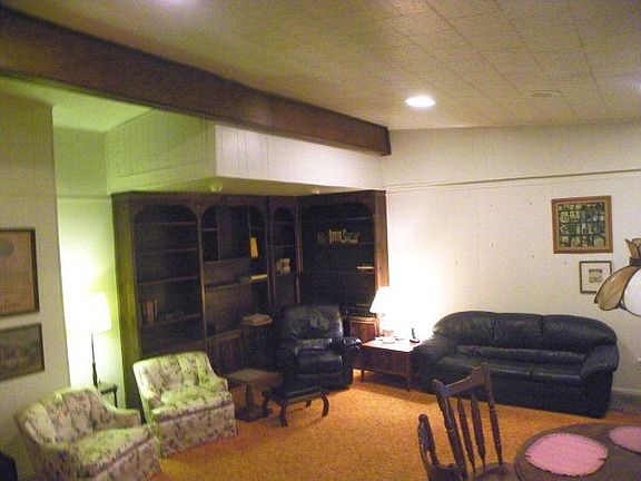 2nd image of 206 Joyce Ln