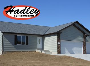 165 Adams St, Bennet, NE 68317