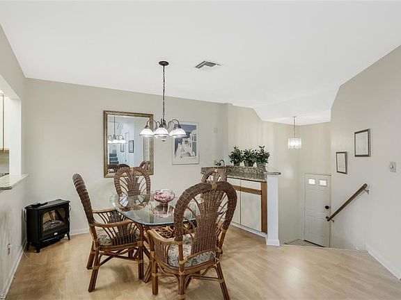 5th image of 27006 Oakwood Lake Dr
