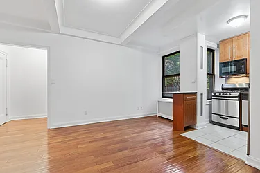 52 Clark Street, #2G