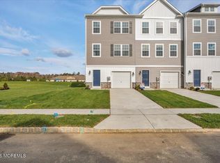 216 Sandy Ridge Rd, Sicklerville, NJ 08081