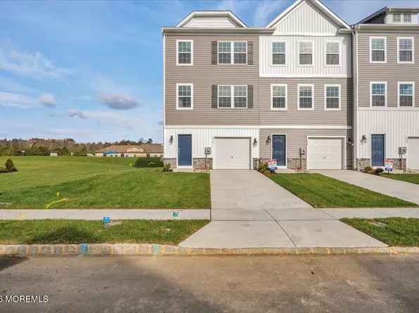 216 Sandy Ridge Rd, Sicklerville, NJ 08081