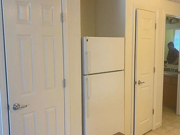 5th image of 10001 Woodcreek Oaks Blvd Unit 900