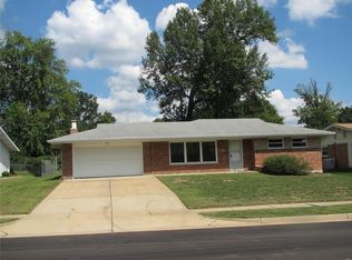 9145 Garber Rd, Saint Louis, MO 63126