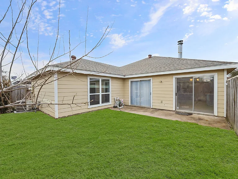 6214 Gladewell Dr — Photo 20