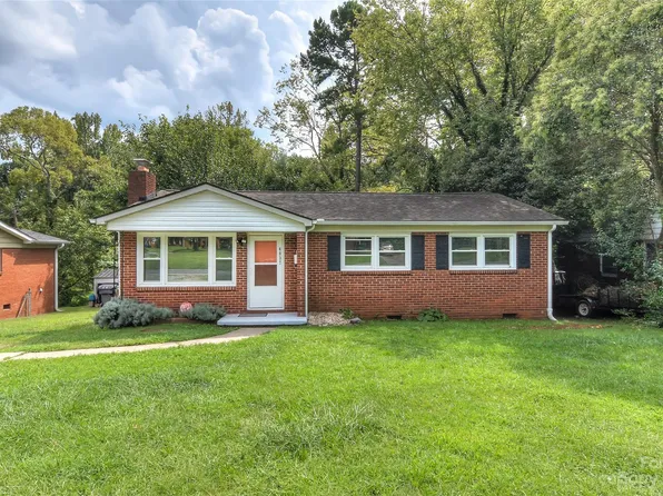 4037 Carlyle Dr, Charlotte, NC 28208