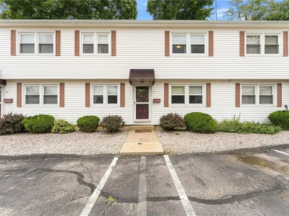 27 Cowesett Ave #B11, West Warwick, RI 02893