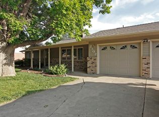 2302 Cedarberry Rd, North Platte, NE 69101