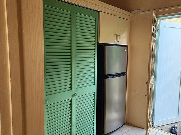 Kitchen/Main Entry