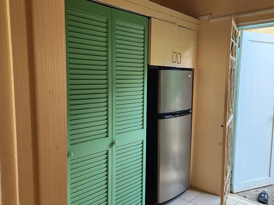 Kitchen/Main Entry
