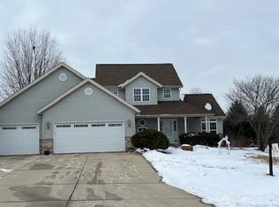 5279 Nature Dr, Sun Prairie, WI 53590