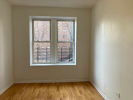 5th image of 507 W 135th St #1