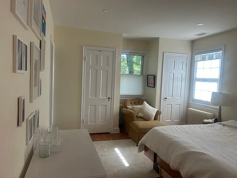 4825 Butterworth Pl NW — Photo 36