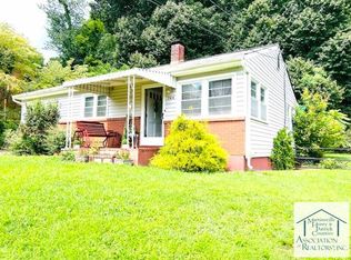 344 Paul St, Collinsville, VA 24078