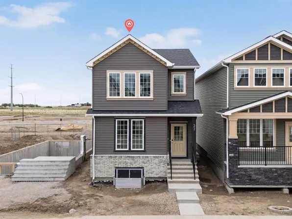 33 N Hotchkiss Gdns SE, Calgary, AB T3S 0T7