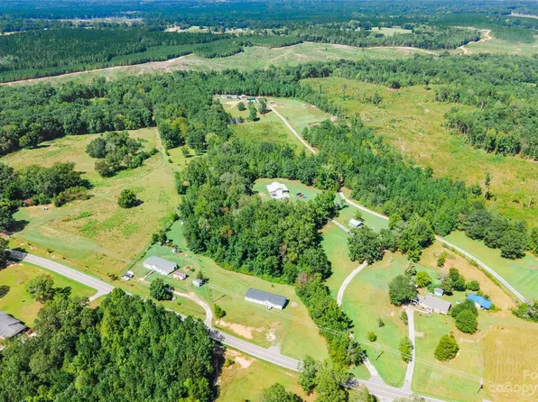 3598 Hoke Rd, Heath Springs, SC 29058