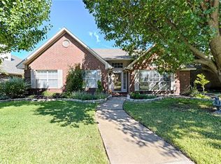 1313 Red Maple Dr, Carrollton, TX 75007